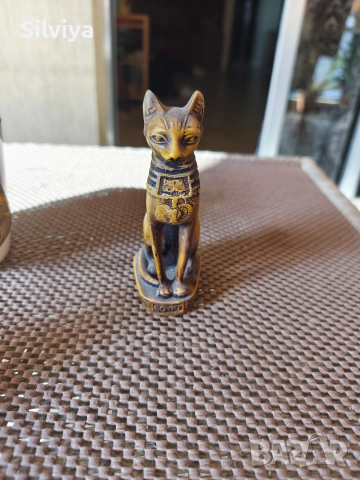 Египетска фигура котка(мау)
