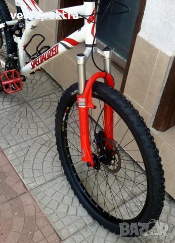 СПЕШЪЛАЙЗД Рокхопър ! "мека" Рамка ! 27 скорости ! Хидравлики Диск !, снимка 10 - Велосипеди - 51784713