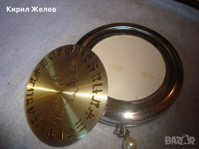 ЕЛЕГАНТНО ДАМСКО ОГЛЕДАЛЦЕ - ПУДРИЕРА с ЕГИПЕТСКА ОРНАМЕНТИКА - НЕФЕРТИТИ 29087, снимка 4 - Други - 38151687