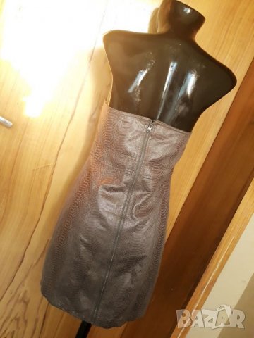Кафява кожена къса рокля бюстие змийски принт М  , снимка 3 - Рокли - 26334988
