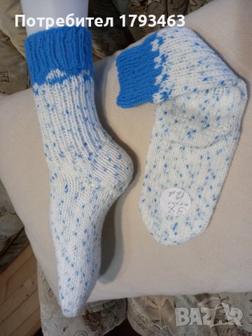 Ръчно плетени дамски чорапи размер 37, снимка 1 - Дамски чорапи - 39452400