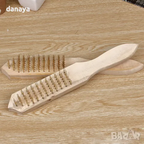 4237 Телена четка за скара с дървена дръжкa