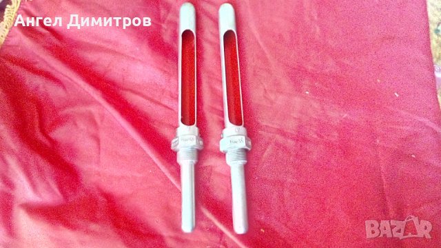 СССР Две метални поставки стойки за термометри 