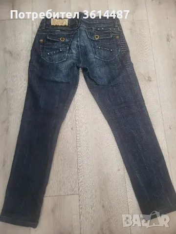 Дамски дънки LV, снимка 2 - Дънки - 47431804