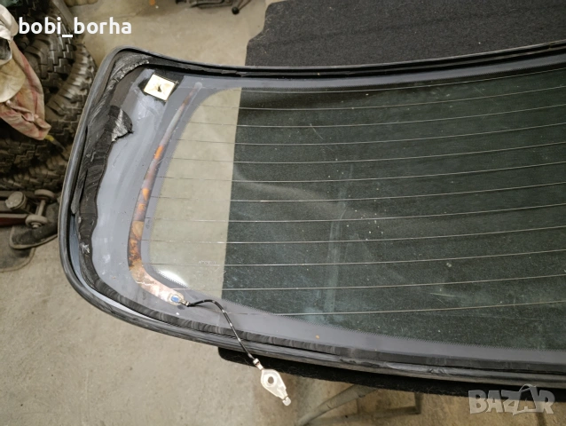 Задно стъкло Тойота Корола Версо, снимка 5 - Части - 53205612