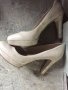 Дамски бежови обувки на ток, снимка 1 - Дамски обувки на ток - 35378278