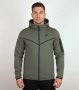 Nike Tech Fleece Windrunner - Оригинално мъжко горнище размер S, снимка 1