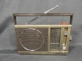 СТАР РЕТРО ТРАНЗИСТОР AM FM РАДИО GRUNDIG MUSIC BOY 60, снимка 1