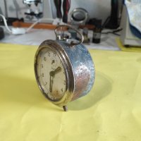 Стар Часовник Будилник Exacta Чехословакия , снимка 2 - Антикварни и старинни предмети - 43514776