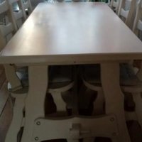 Трапезна маса и столове 