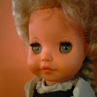 Колекционерска кукла народна носия ретро 32 см, снимка 2 - Колекции - 44106485