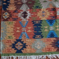 Уникален ръчно тъкан килим, снимка 6 - Антикварни и старинни предмети - 40382963