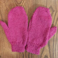 Ръчно плетени ръкавици / плетиво / подарък / hand made, снимка 3 - Ръкавици - 38613511