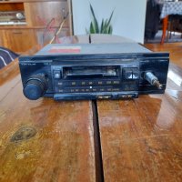 Старо автомобилно радио,радиокасетофон SANYO, снимка 1 - Други ценни предмети - 37097636