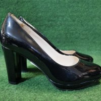 Дамски обувки с ток Clarks  35 номер , снимка 1 - Дамски обувки на ток - 39292809