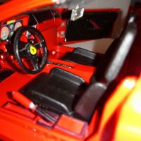 Ferrari 1:18 Testarossa spider 84 , снимка 14 - Колекции - 32389522