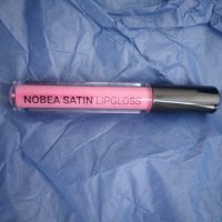 Nobea нов гланц за устни розов, снимка 1 - Декоративна козметика - 26385859