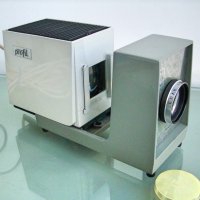 Диаскоп Profil B-4 LZK слайд-проектор, снимка 4 - Плейъри, домашно кино, прожектори - 35235043