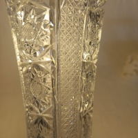 кристална ваза фасетирана , снимка 1 - Вази - 44933748