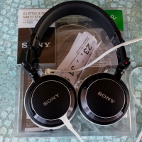 Sony, снимка 3 - Слушалки и портативни колонки - 44899052
