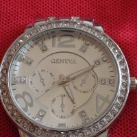 Модерен дизайн дамски часовник GENEVA с кристали много красив 41734, снимка 1 - Дамски - 43787526