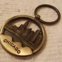 Стар ключодържател CHICAGO, снимка 2 - Колекции - 43327576