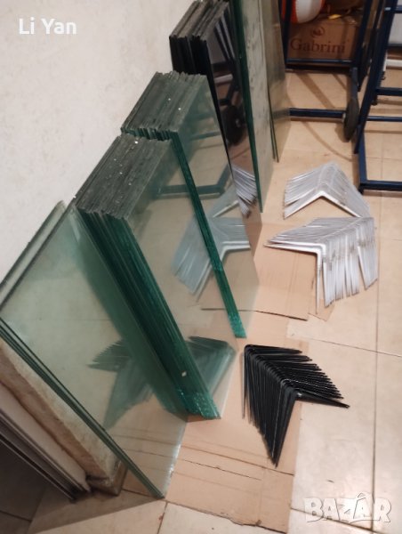 Стъклени рафтове и конзоли., снимка 1