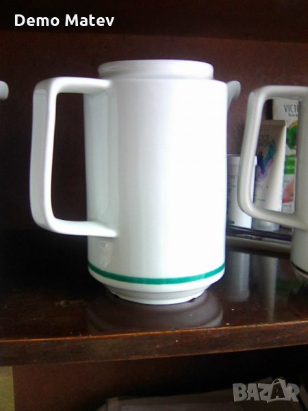 Продавам порцеланови кани, снимка 1