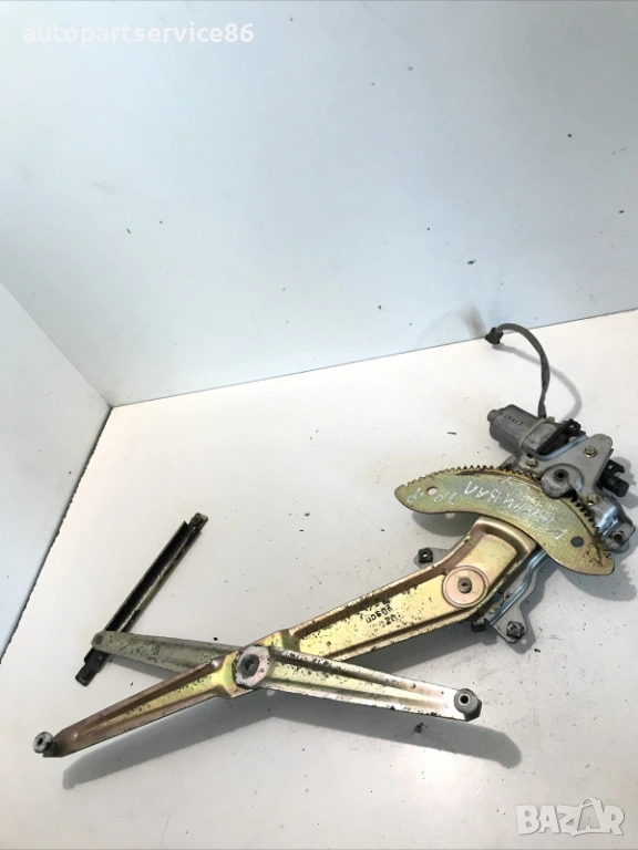 Механизъм за повдигане на преден десен прозорец с мотор за KIA Sedona (2002–2006) XH023PA, снимка 1