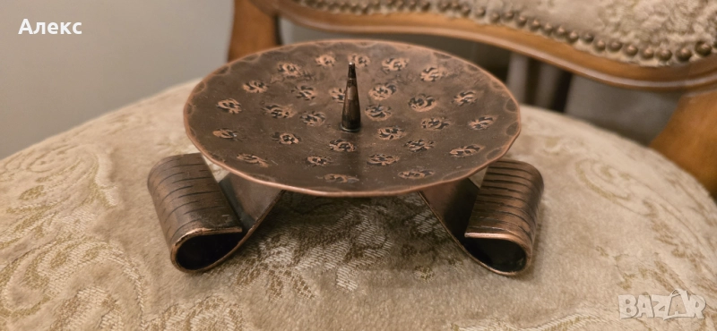 Стар кован свещник., снимка 1