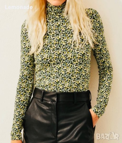 Нова дамска блуза с поло яка, снимка 1