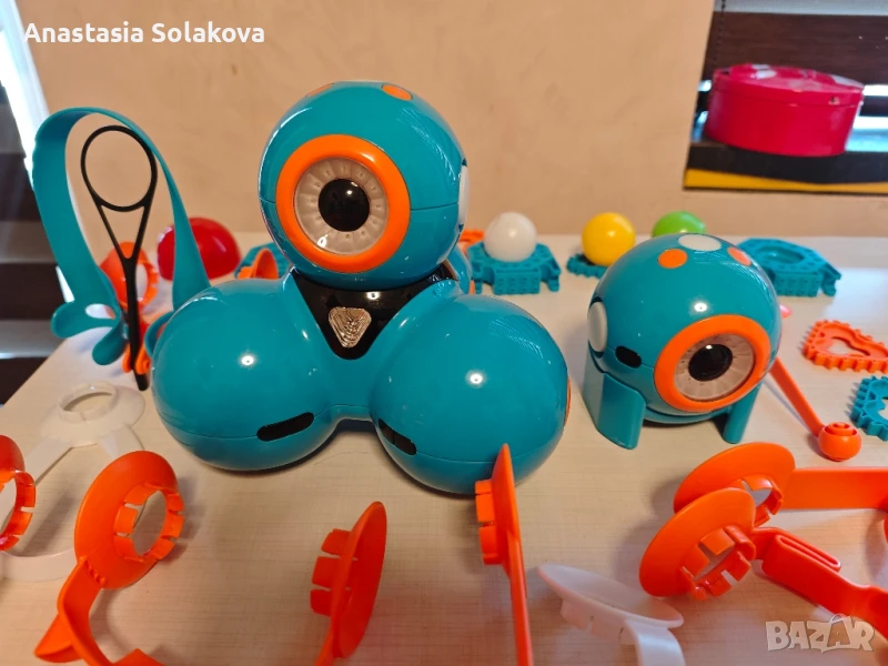 Роботи за програмиране Dash и Dot, снимка 1