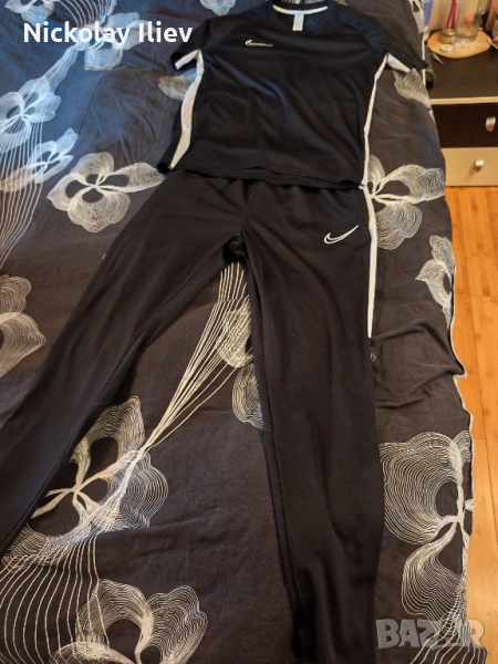 Спортен екип на Nike , снимка 1