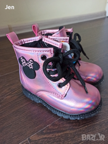 Нови ботушки на Мини Маус, 23 ном., снимка 1