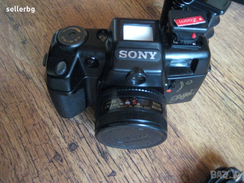 Лентов фотоапарат Sony Big Royal View + чантичка и кабели, снимка 1