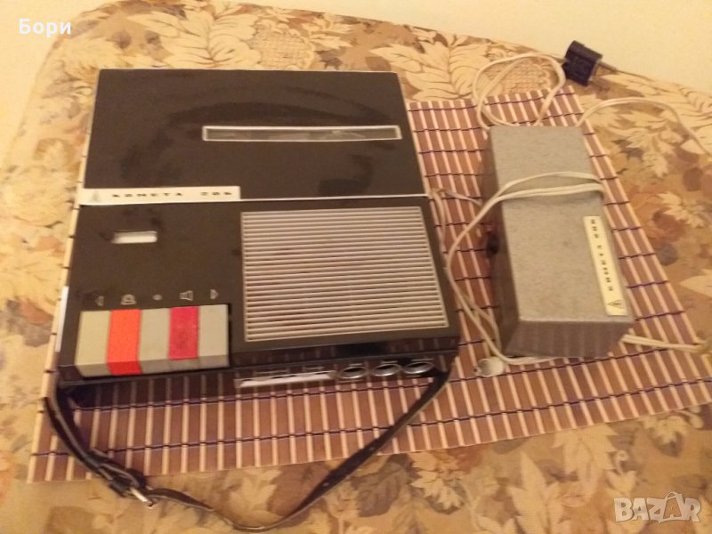 Магнетофон КОМЕТА 206  - 1967г, снимка 1