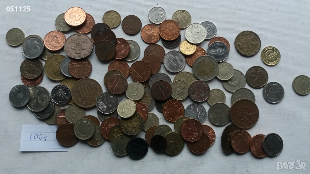 лот от 100 броя чуждестранни монети, снимка 1