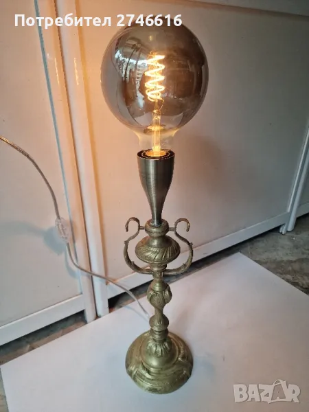 Бронзова настолна лампа ретро., снимка 1