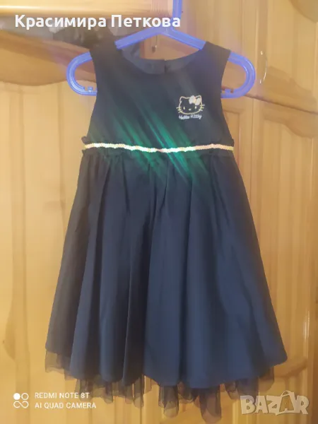 Продавам прекрасна рокличка Хелоу Кити на H&M , снимка 1