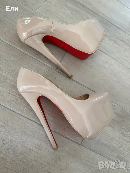 Дамски обувки на висок ток, снимка 1