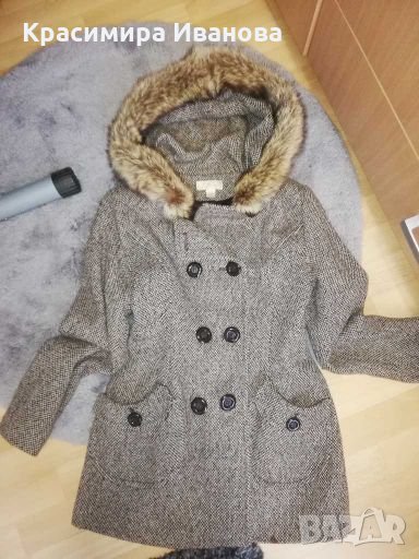 Палто с естествен пух на качулката размер С-м на JLO, снимка 1