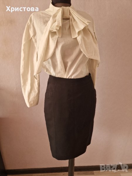 Офис пола в черно НМ- 10,00лв., снимка 1