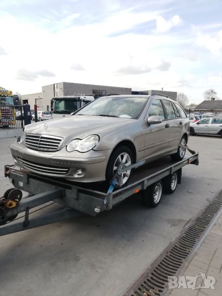 Мерцедес ц 220 дизел фейслифт НА ЧАСТИ 2006 OM646 мотор 646, снимка 1