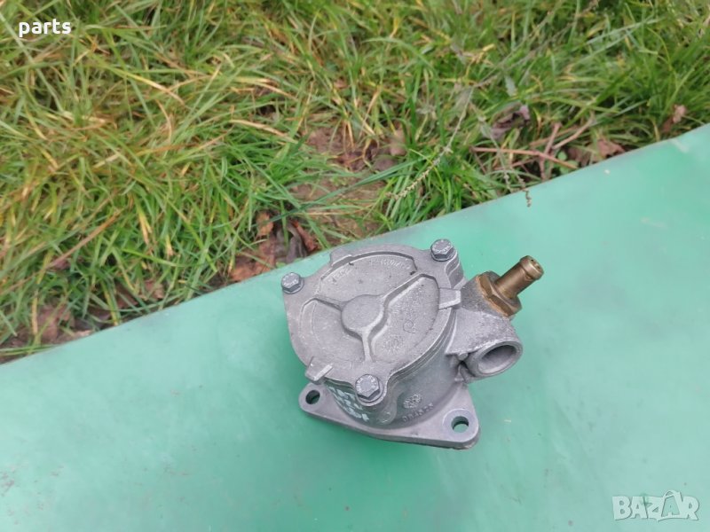 Вакуум Помпа 1.9JTD Фиат - Алфа Ромео - Ланчия - 96110999520915 - 46771105 N, снимка 1