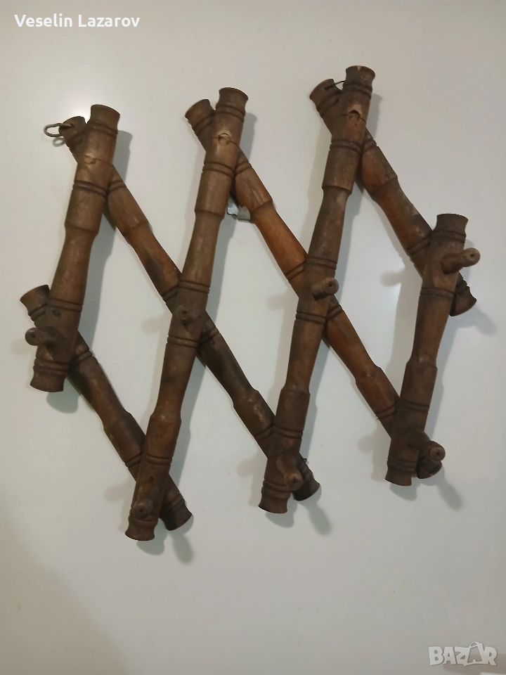 Разтегателен дървена закачалка., снимка 1