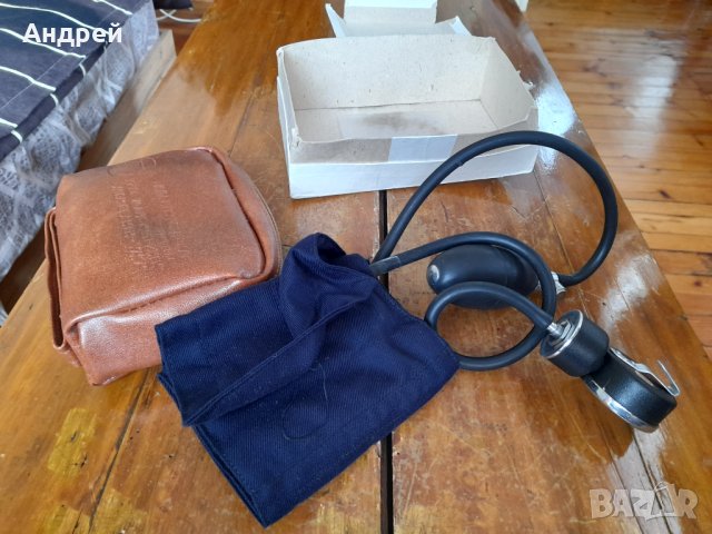Стар апарат за кръвно налягане Медикотехника, снимка 4 - Антикварни и старинни предмети - 43427595