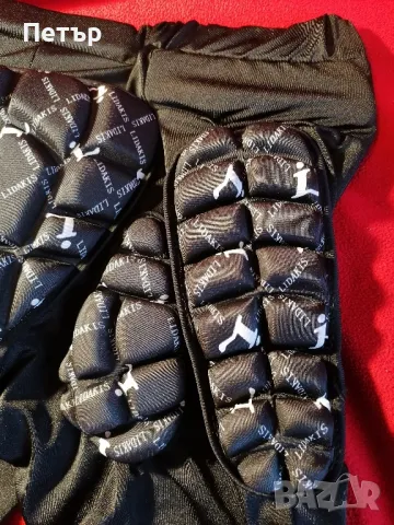 Продавам протекторни гащи ("нагъзник") Лидакис с размери М XL. Възглавничките са дебели, снимка 3 - Зимни спортове - 49312444