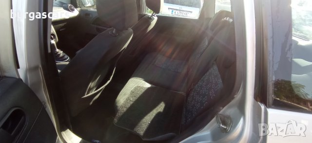 Ford Fiesta 1.3-75к.с. бензин 2005г на части, снимка 8 - Автомобили и джипове - 37876573