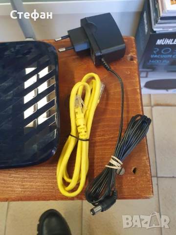 Рутер TP-Link Archer C20 В отлично техническо и визуално състояние., снимка 4 - Рутери - 51983407