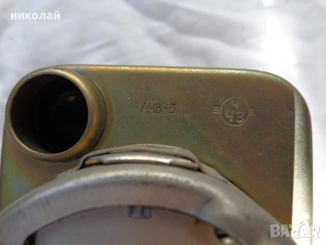 Чисто нови оригинални СССР часовници за ретро автомобил ГаЗ М21 Волга, ГаЗ 24 Волга Работещи, снимка 13 - Части - 38048286